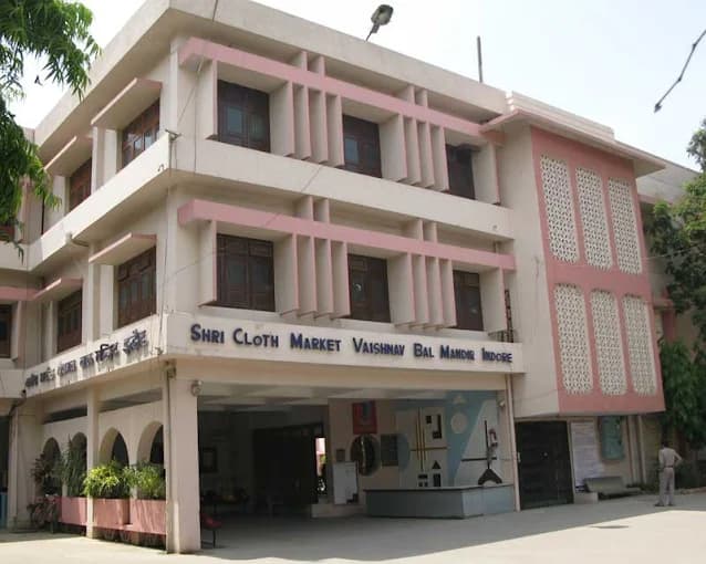 Shri Cloth Market Vaishnav Bal Mandir Girls Higher Secondary School Gallery 0