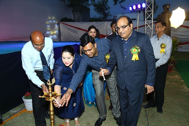 Great Columbus School Gallery 35