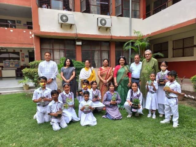 Mata Leelawanti Saraswati Vidya Mandir Gallery 2