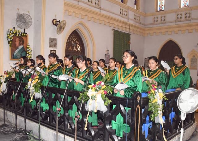 Pratt Memorial School Gallery 14