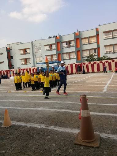 The Omni School Gallery 6