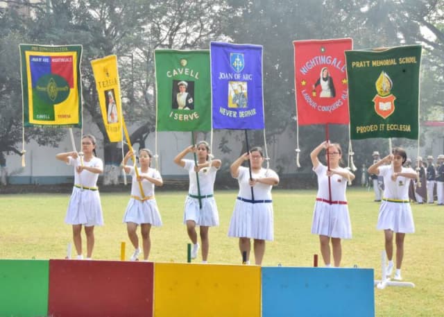 Pratt Memorial School Gallery 6