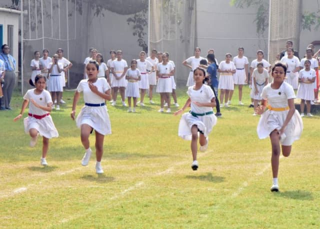 Pratt Memorial School Gallery 5