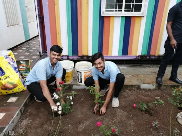 Dheeraj International School Gallery 16