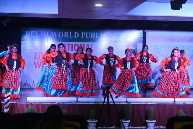 Delhi World Public School Gallery 3
