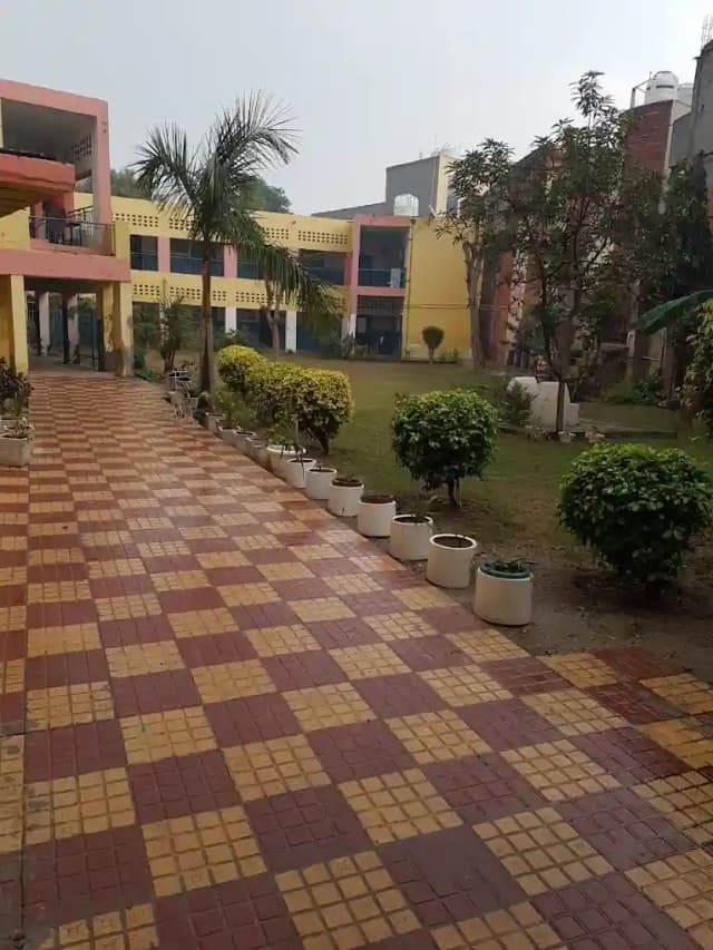 S.R. Public School Gallery 0