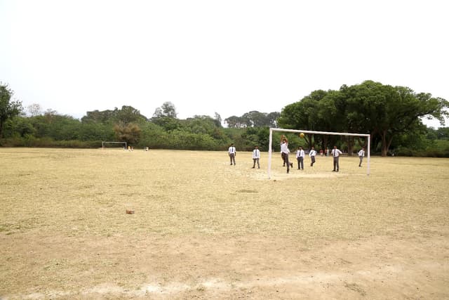 Cambrian Hall School Gallery 22