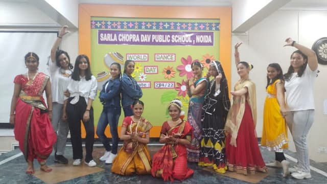 Sarla Chopra D.A.V. Public School Gallery 32